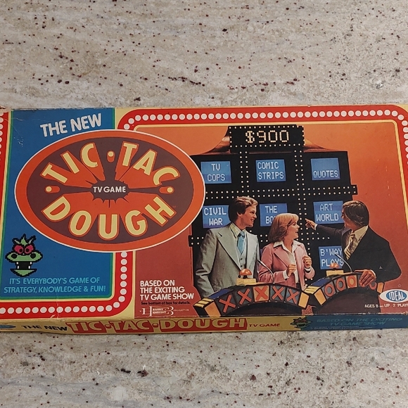 Tic Tac Dough TV Game - Classic Retro Board Game - Picture 1 of 7